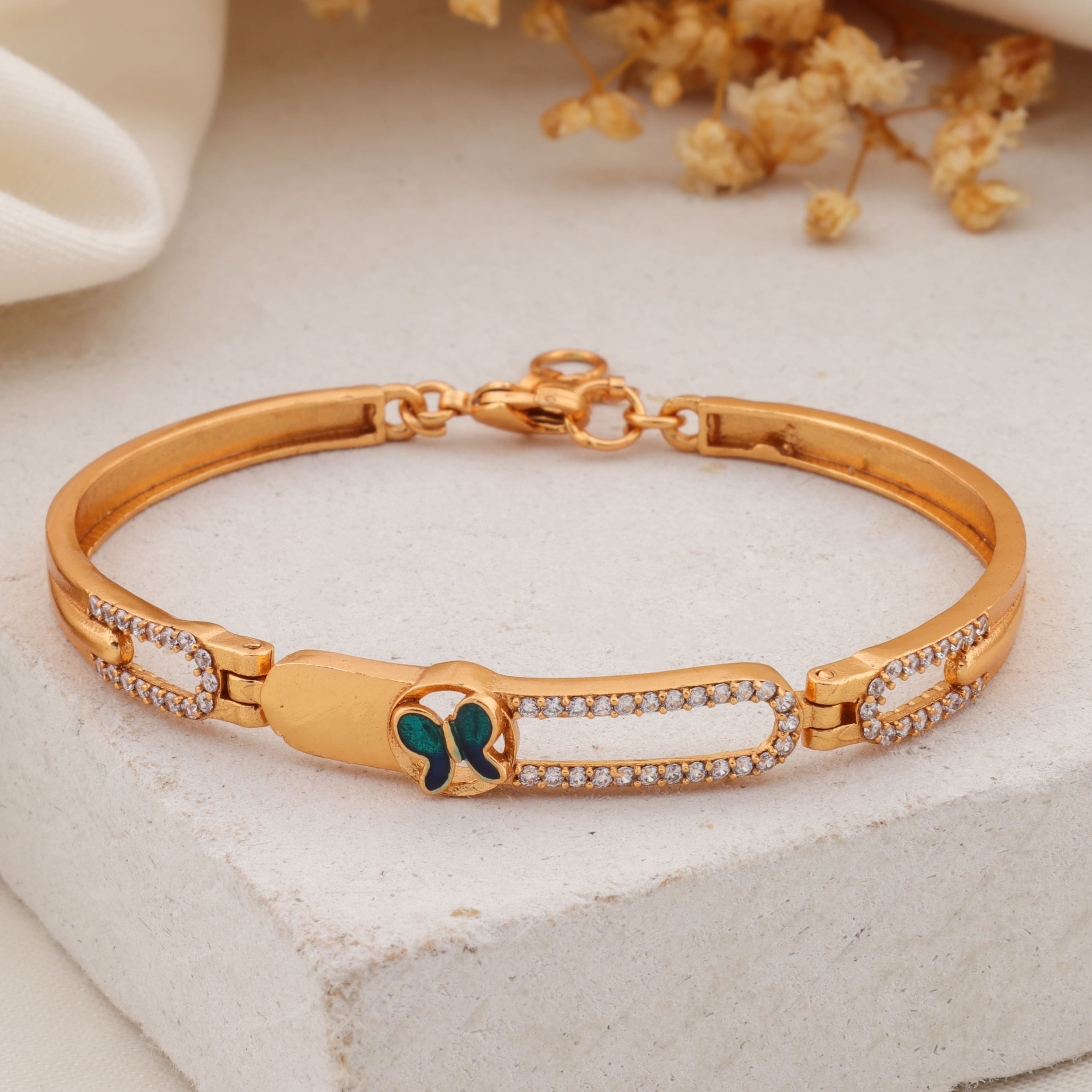 Veloura Wing Bracelet