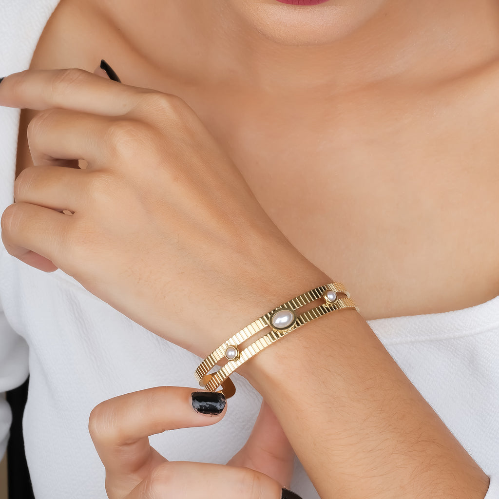 Radiant Pearl Bracelet