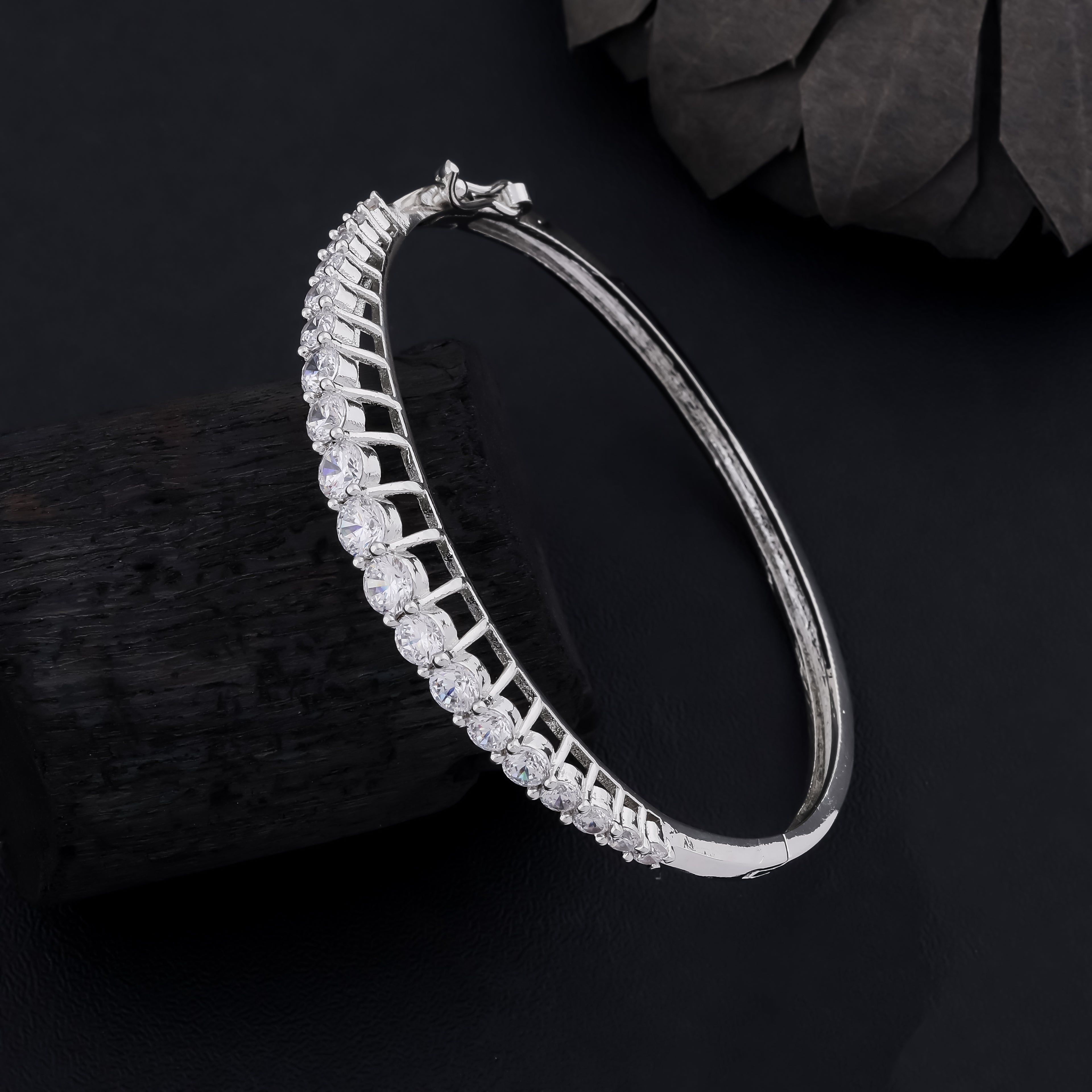 Lustrous Arc Bracelet