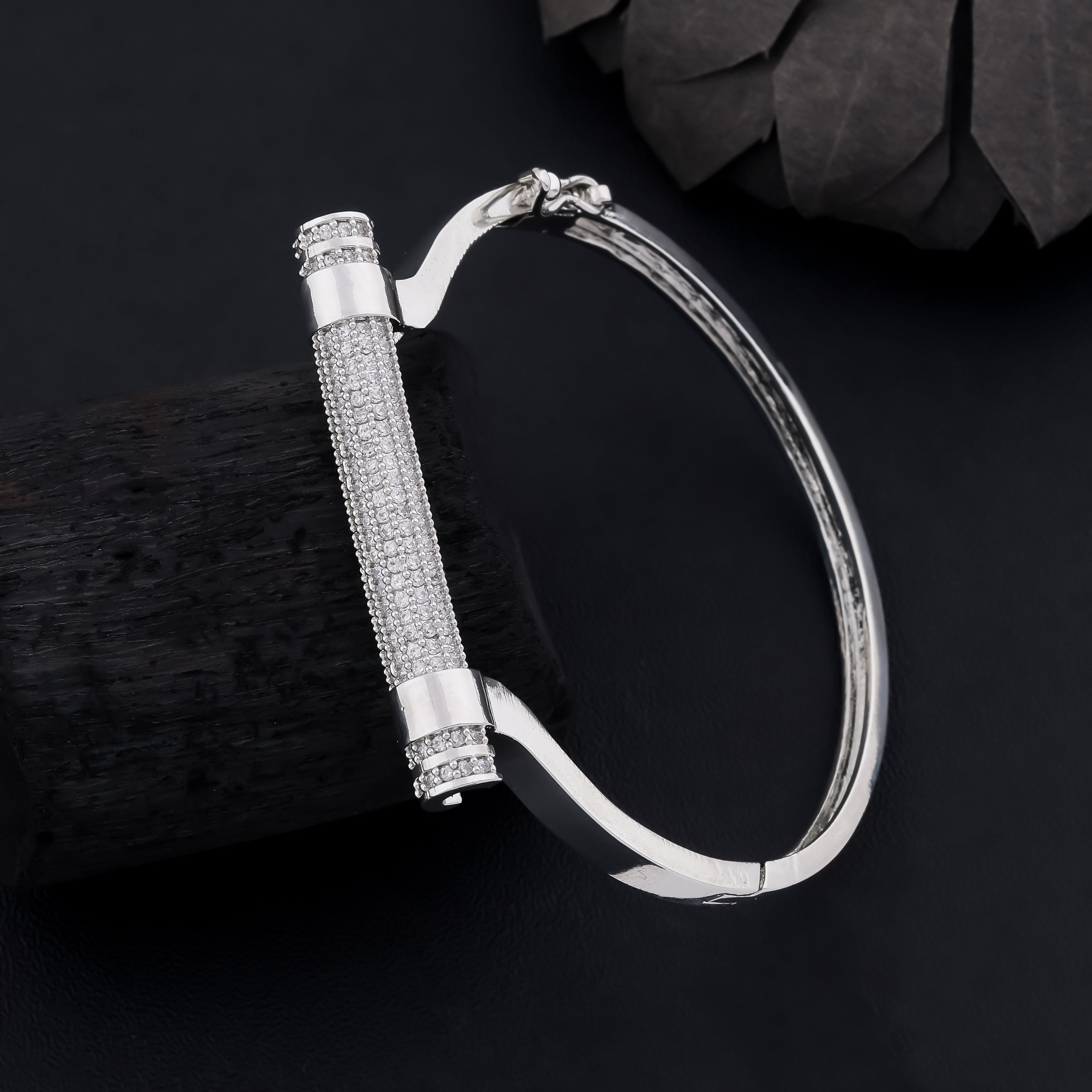 Brilliance Line Bracelet