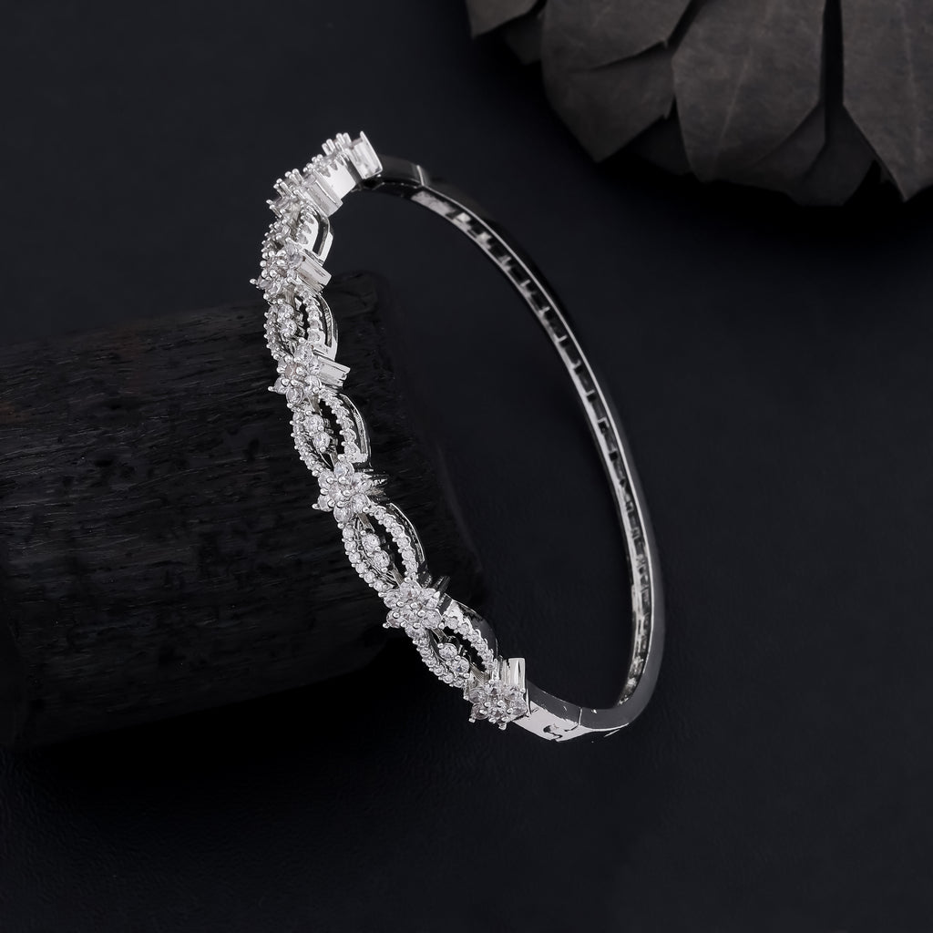 Diamond Fleur Bracelet