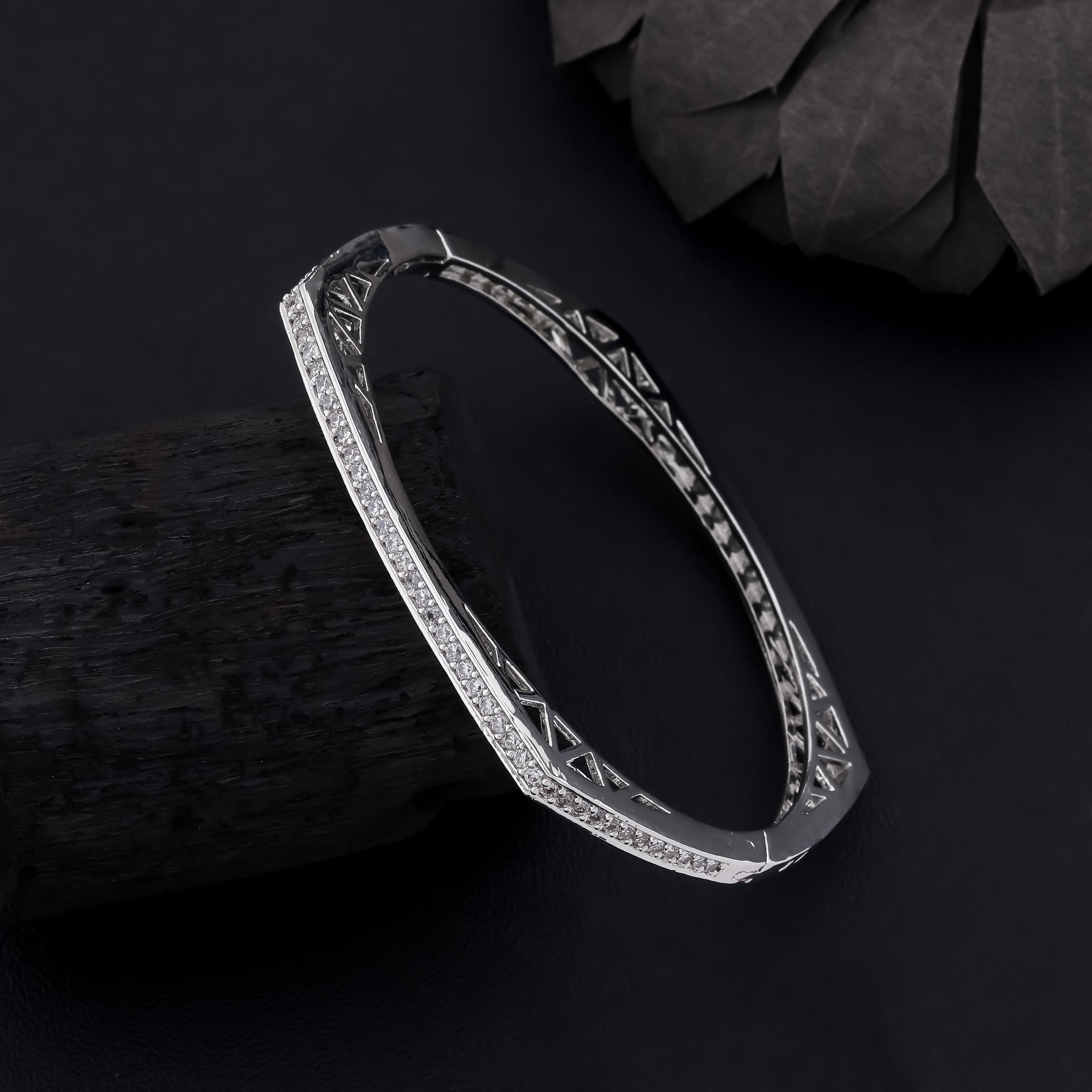 Serene Beam Bracelet