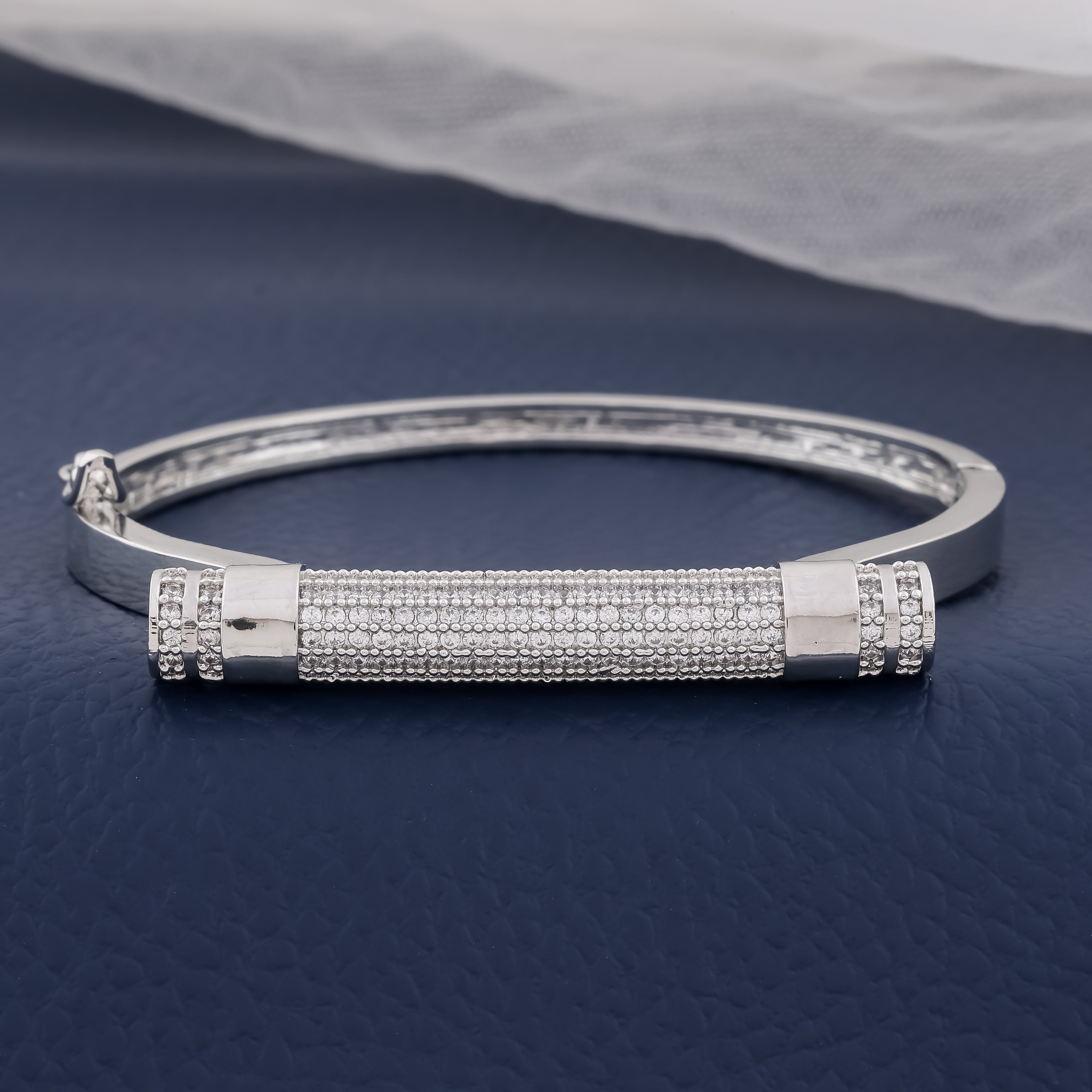 Brilliance Line Bracelet