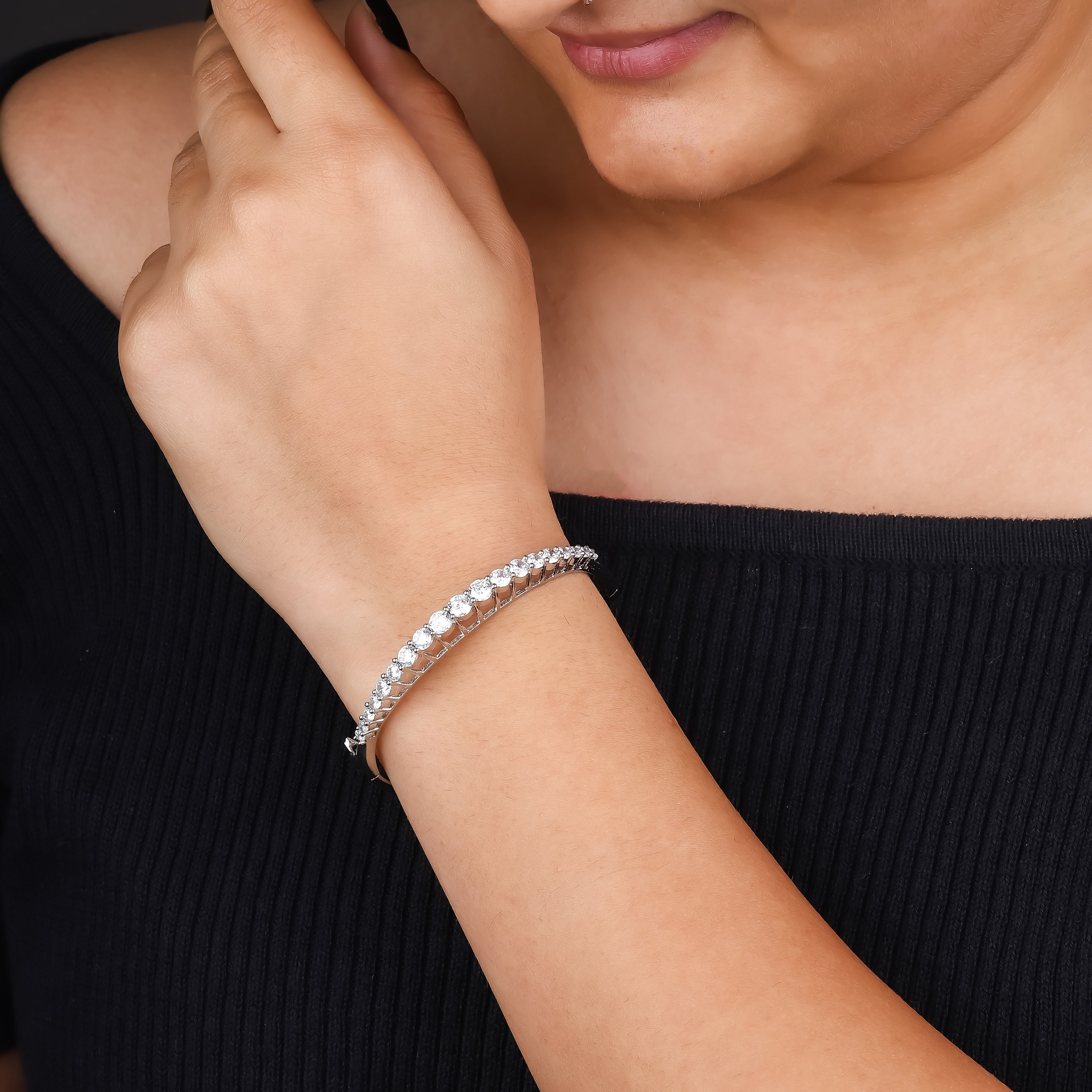 Lustrous Arc Bracelet